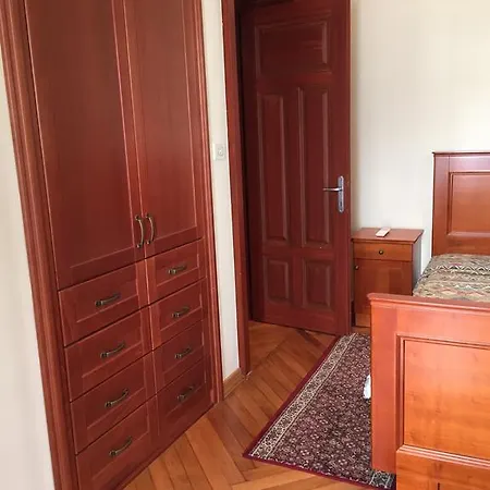 Avgustini Apartman