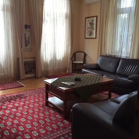 Avgustini Apartman